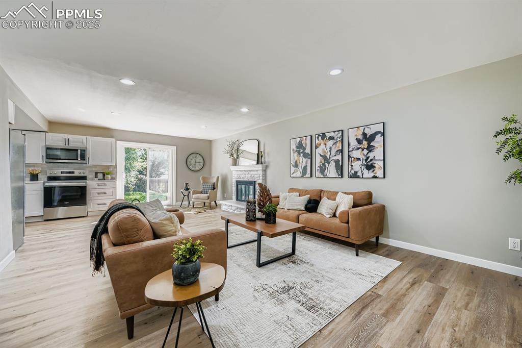 2727 Flintridge Dr., Colorado Springs, CO 80918
