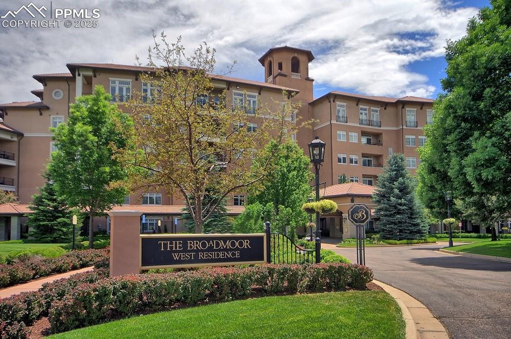 755 El Pomar Rd. #242, Colorado Springs, CO 80906