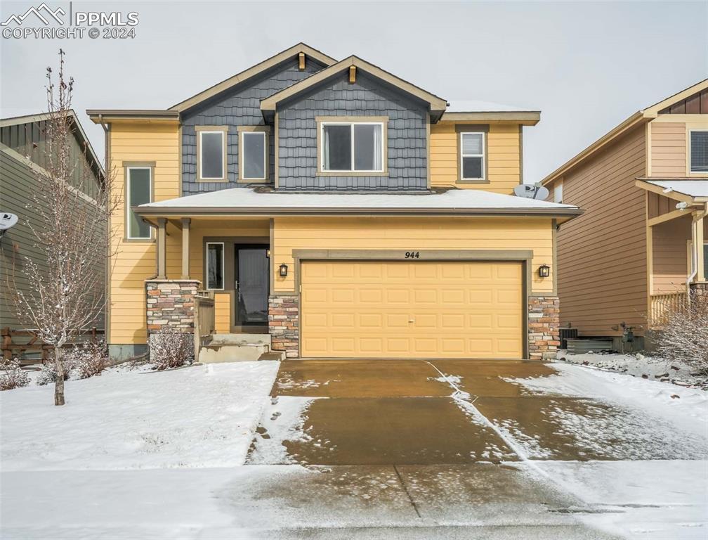 944 Deschutes Dr., Colorado Springs, CO 80921
