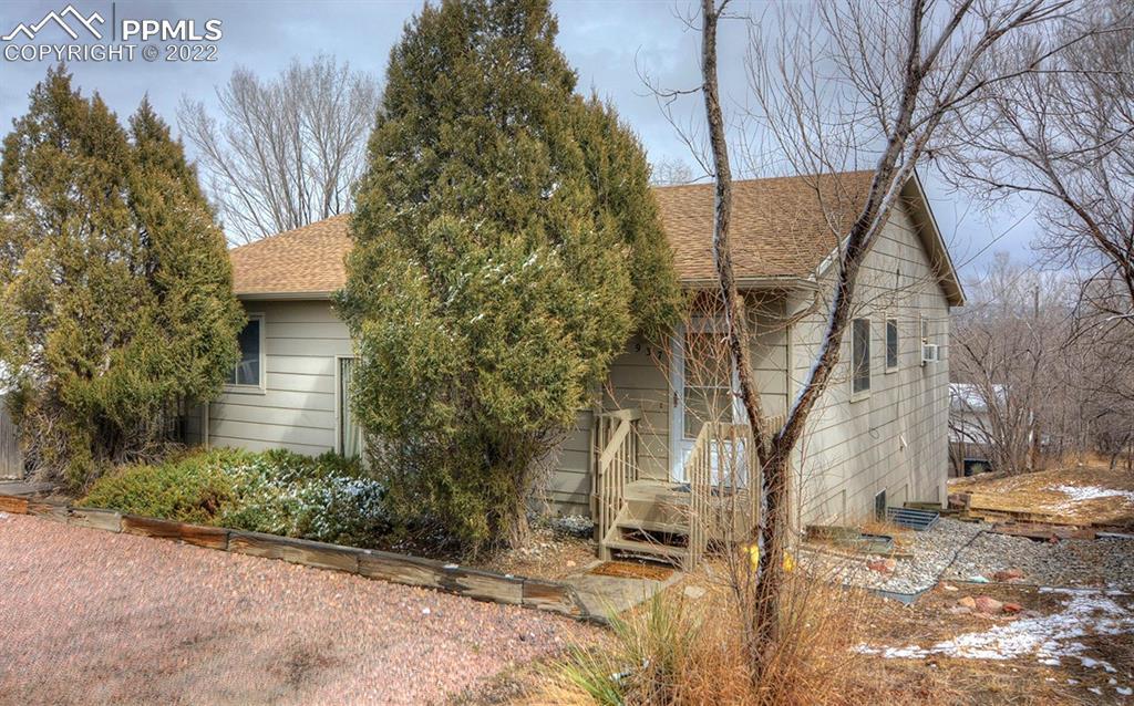 935 W Jackson St., Colorado Springs, CO 80907
