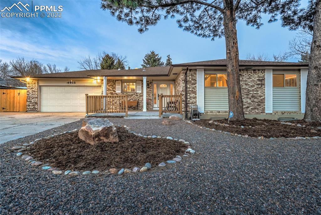 4915 Galena Dr., Colorado Springs, CO 80918