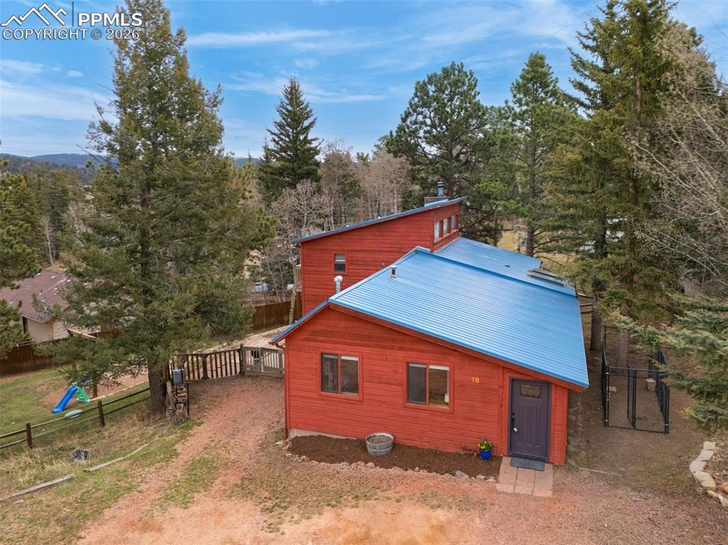 18 Holiday Dr., Woodland Park, CO 80863