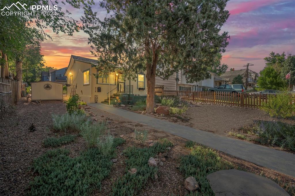 218 N Chestnut St., Colorado Springs, CO 80905