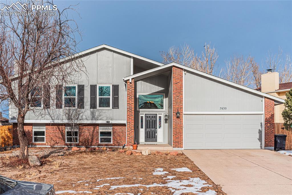 7630 Safari Cir., Colorado Springs, CO 80920