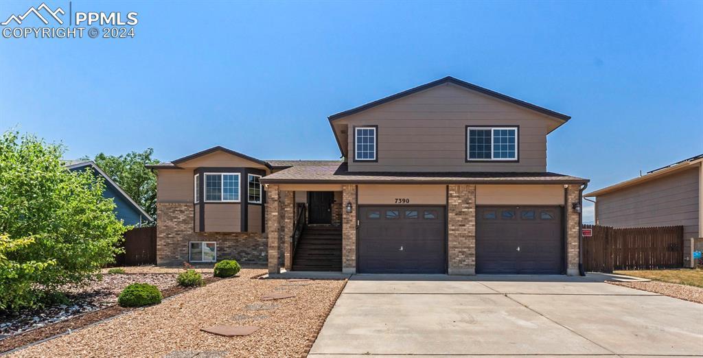7390 Sue Ln., Colorado Springs, CO 80925