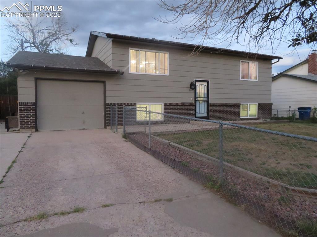 2627 San Marcos Dr., Colorado Springs, CO 80910