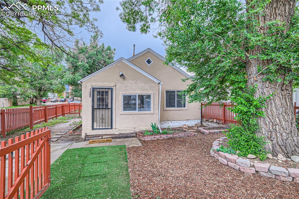 122 Swope Ave., Colorado Springs, CO 80909