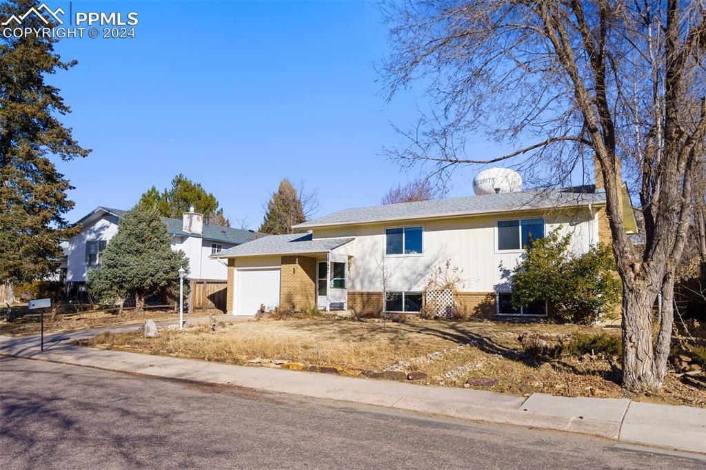 3945 Allgood Dr., Colorado Springs, CO 80911