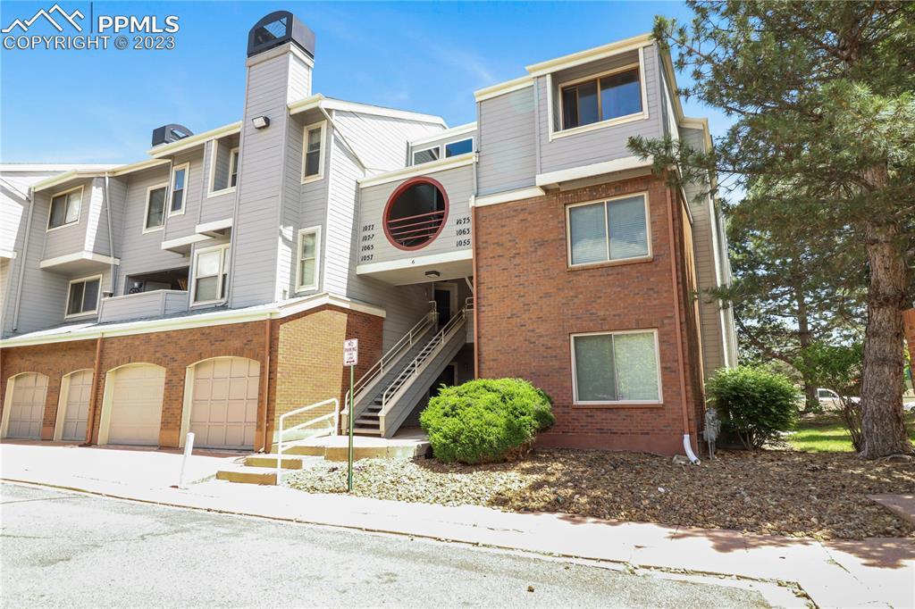 1057 Acapulco Ct., Colorado Springs, CO 80910