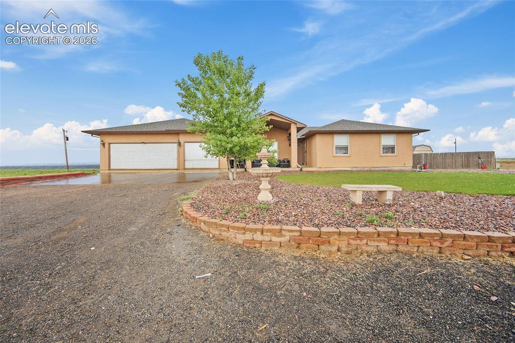 1277 N Sandstone Ln., Pueblo, CO 81007