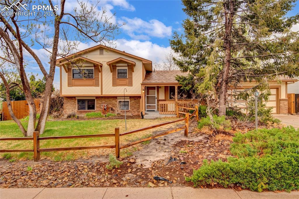 2902 Zephyr Dr., Colorado Springs, CO 80920