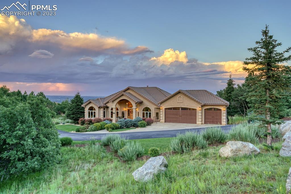 593 Vista Grande Dr., Colorado Springs, CO 80906