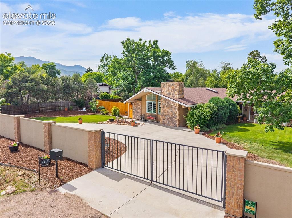 314 Lake Ave., Colorado Springs, CO 80906