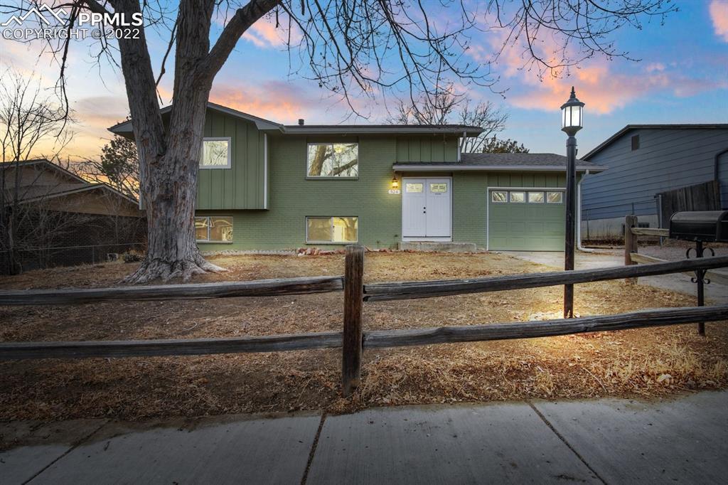 524 Rowe Ln., Colorado Springs, CO 80911