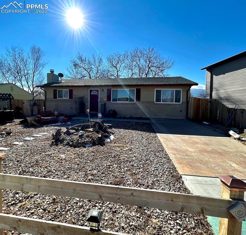 1330 Maxwell St., Colorado Springs, CO 80906