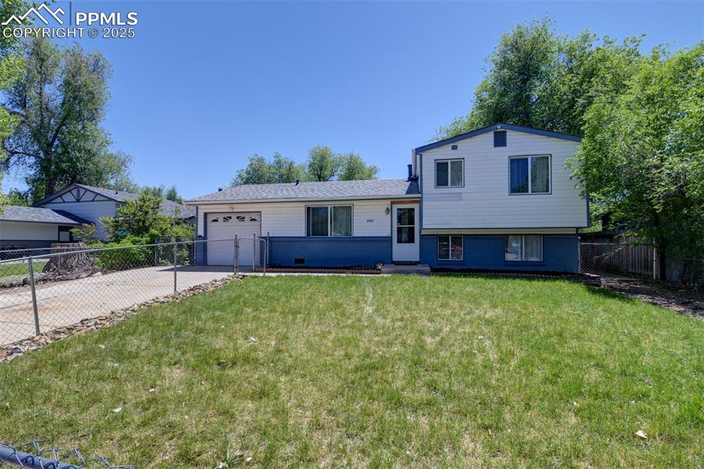 4465 London Ln., Colorado Springs, CO 80916