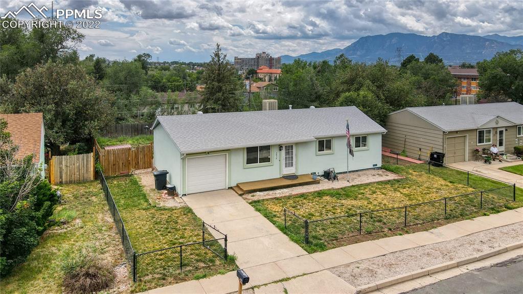 3915 Tennyson Ave., Colorado Springs, CO 80910