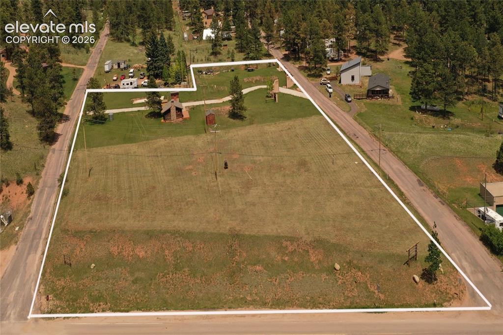 11155 3rd Ave., Woodland Park, CO 80863