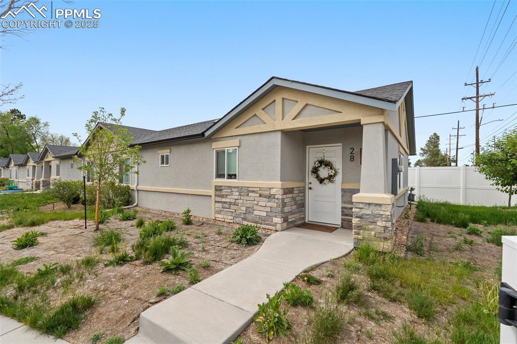 28 Shangra La Dr., Colorado Springs, CO 80907