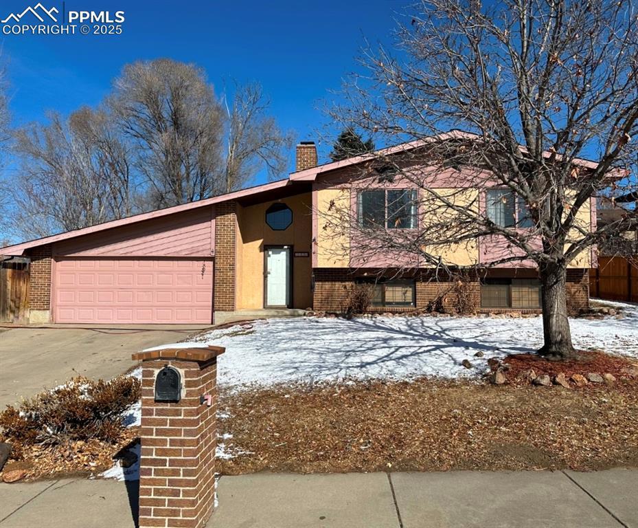 5410 Dawnridge Dr., Colorado Springs, CO 80915