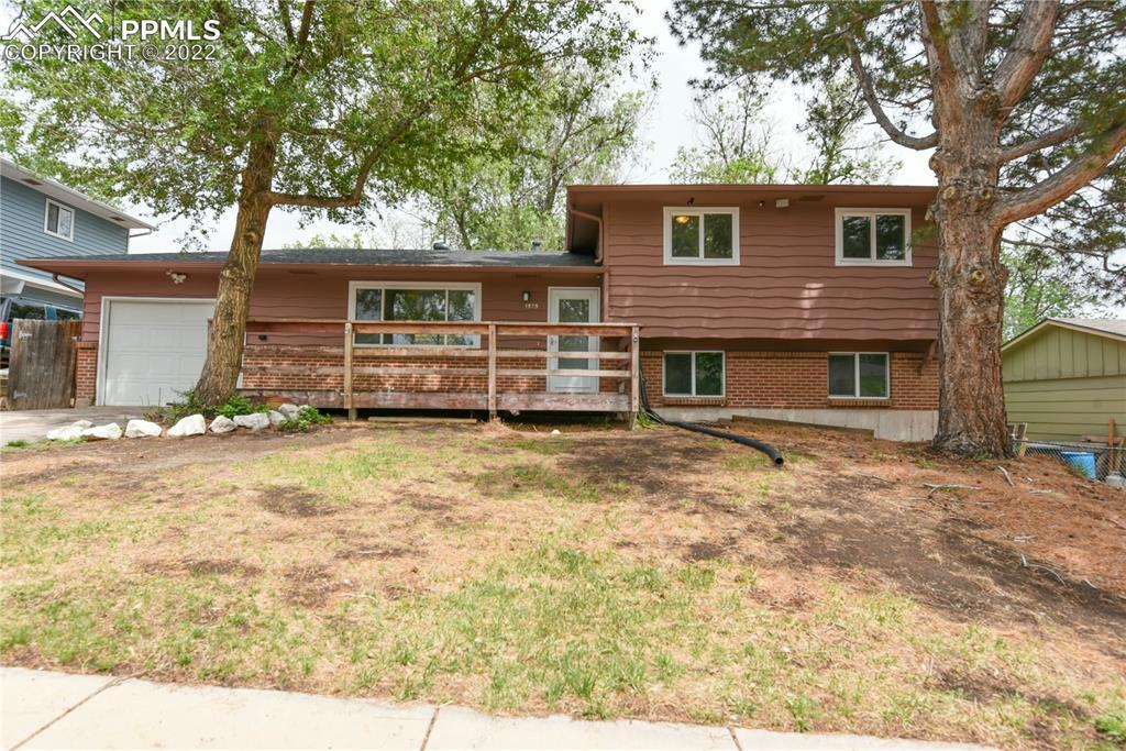 1515 Conway Dr., Colorado Springs, CO 80915