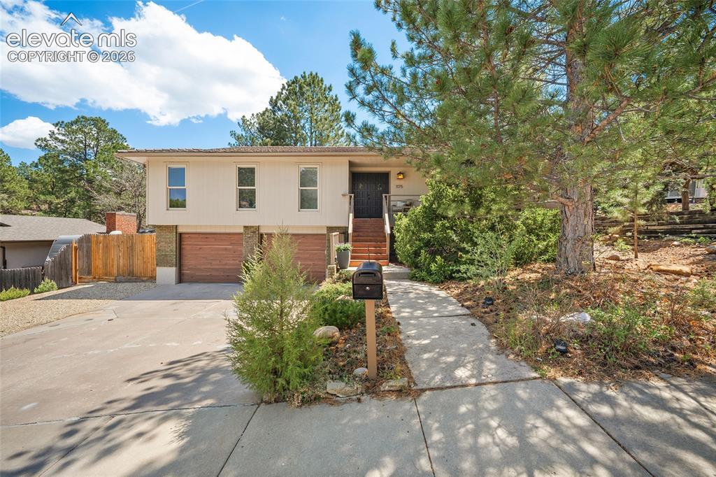 1175 Garlock Ln., Colorado Springs, CO 80918