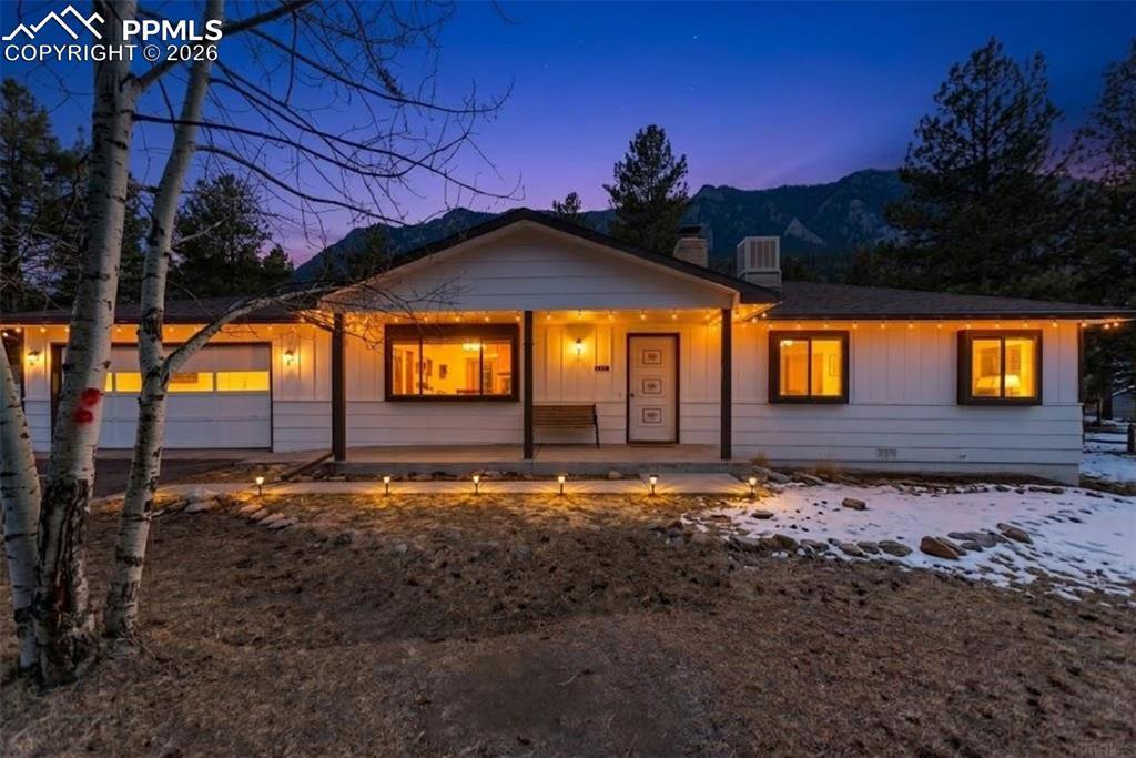 685 Sunnywood Loop, Woodland Park, CO 80863