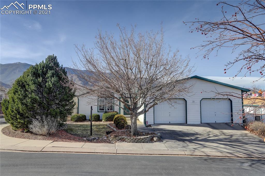 15 Pendelton Cir., Colorado Springs, CO 80904