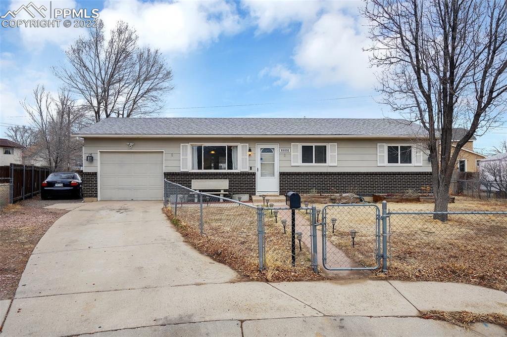2202 Sonoma Dr., Colorado Springs, CO 80910