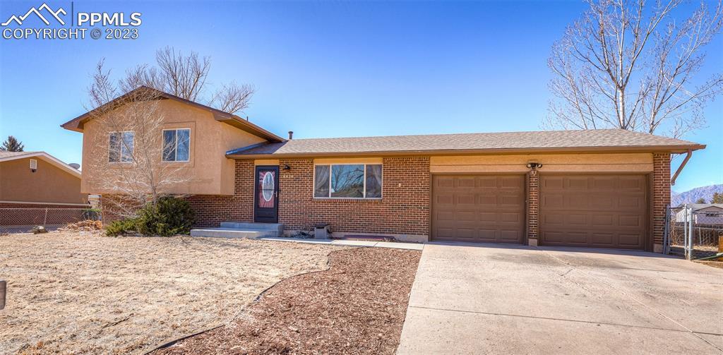 6820 Caballero Ave., Colorado Springs, CO 80911