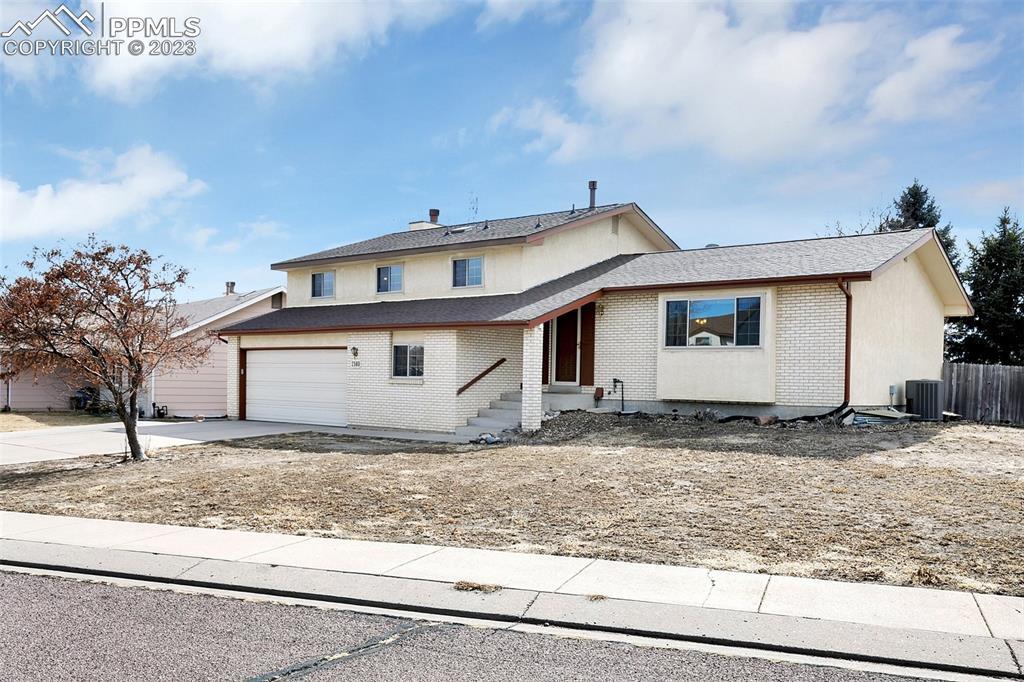 2140 Sather Dr., Colorado Springs, CO 80915
