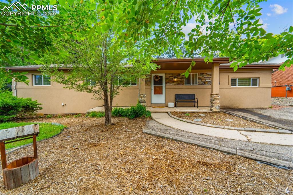 1105 Parkview Blvd., Colorado Springs, CO 80905