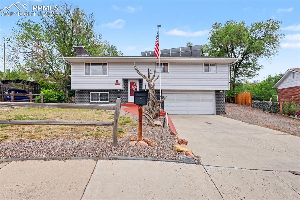 2927 Cabrillo Cir., Colorado Springs, CO 80910