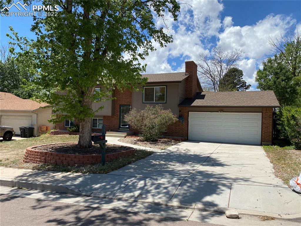 5452 Del Rey Dr., Colorado Springs, CO 80918