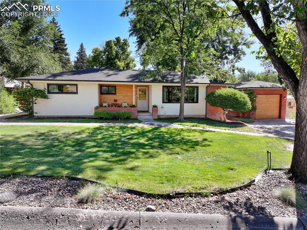 3911 Jasmine St., Colorado Springs, CO 80907