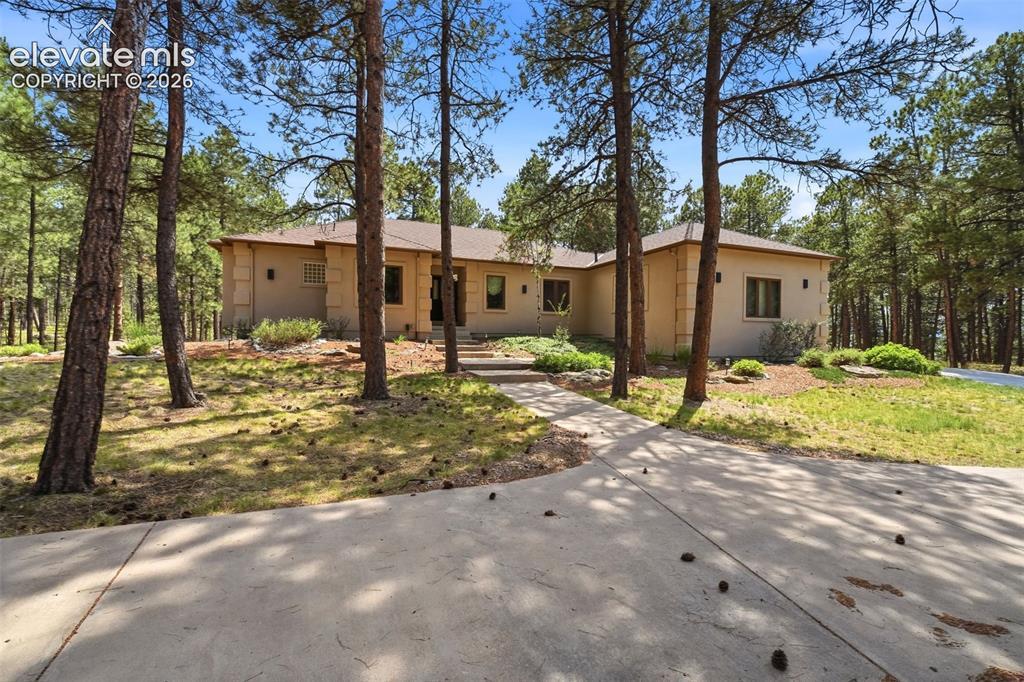 3925 Wavy Oak Dr., Colorado Springs, CO 80908