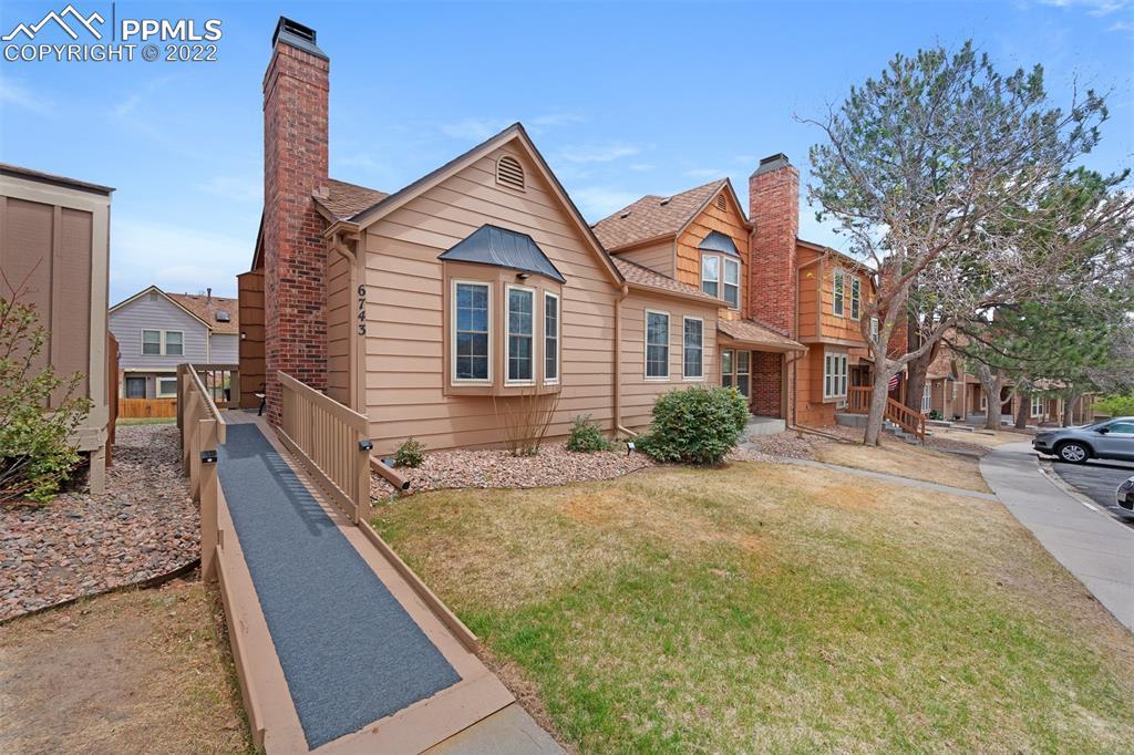 6743 Mountain Top Ln., Colorado Springs, CO 80919