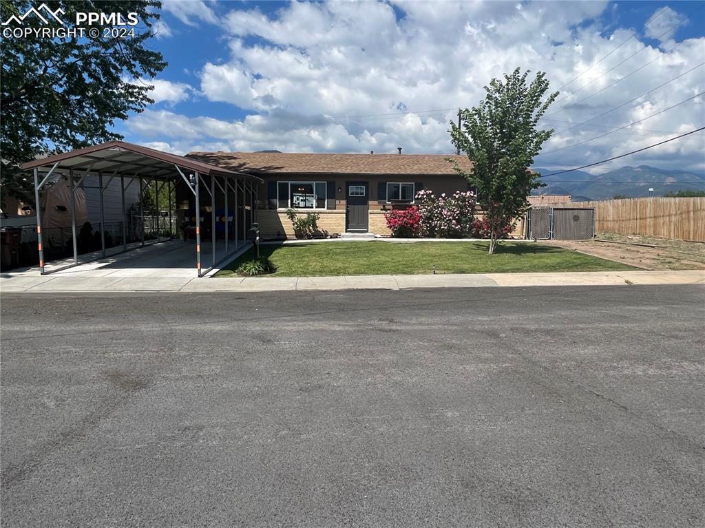 1046 Cambridge Ave., Colorado Springs, CO 80906