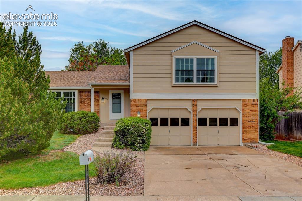 2075 Danny Dr., Colorado Springs, CO 80918