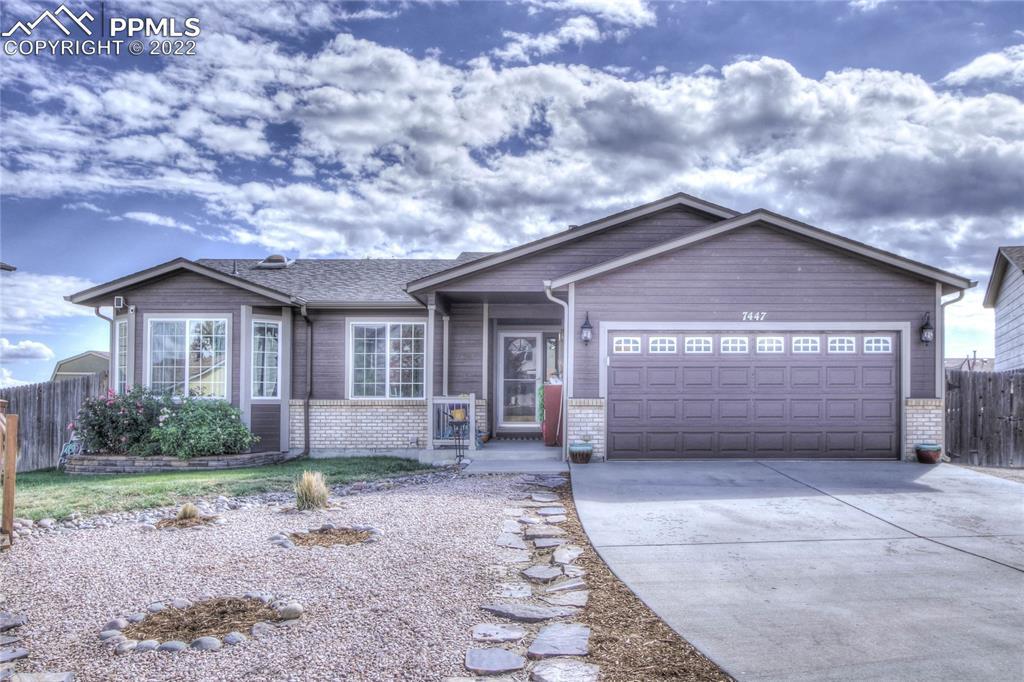 7447 Theresa Dr., Colorado Springs, CO 80925