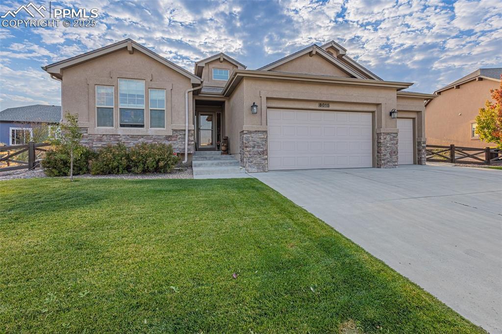 8015 Bigcone Cir., Colorado Springs, CO 80927