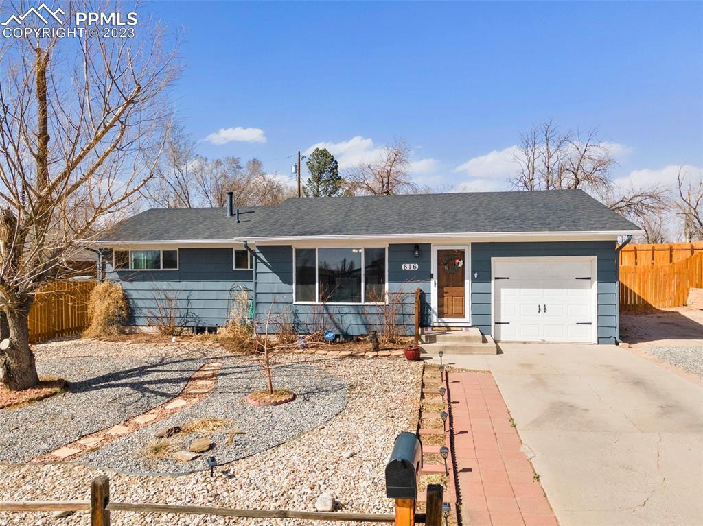 816 Maple Dr., Colorado Springs, CO 80911
