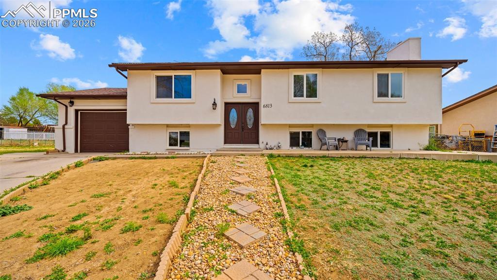6813 Chesterfield Ct., Colorado Springs, CO 80911