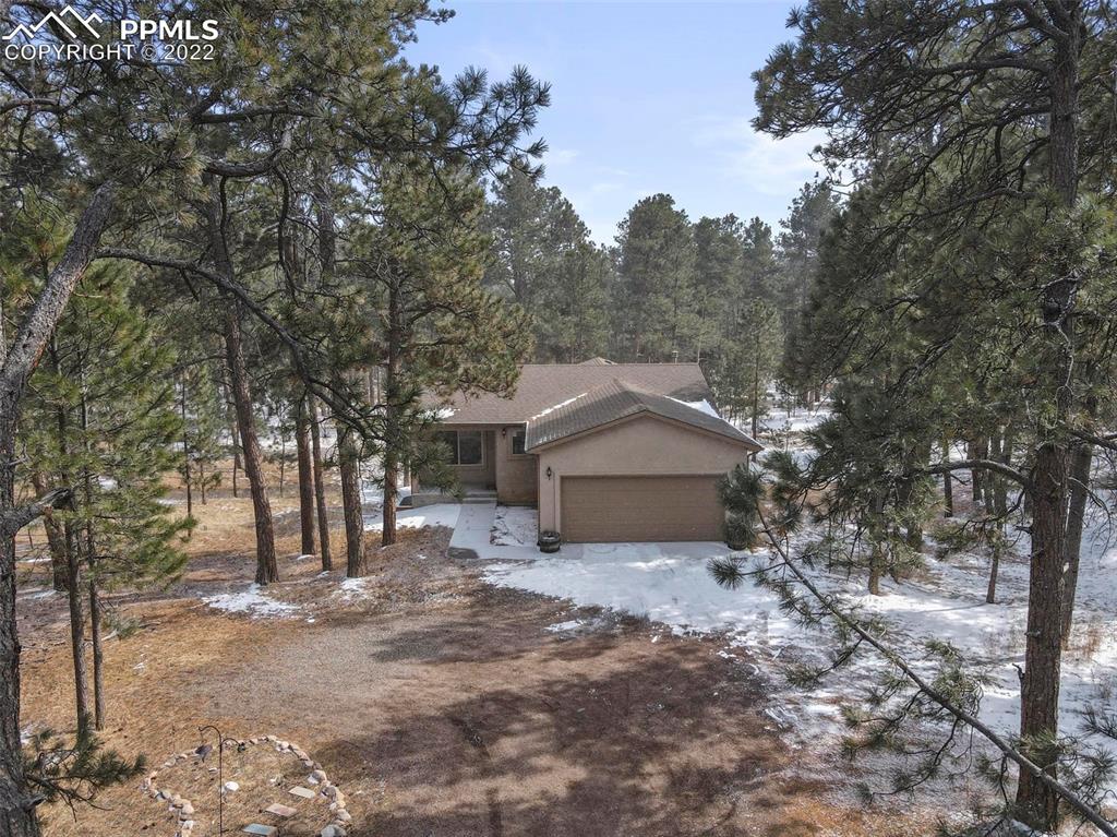 8385 Woodcrest Dr., Colorado Springs, CO 80908