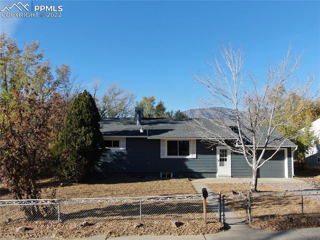 324 Davie Dr., Colorado Springs, CO 80911