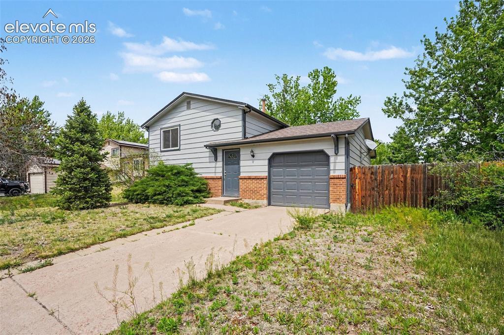 1043 Nolte Dr., Colorado Springs, CO 80916