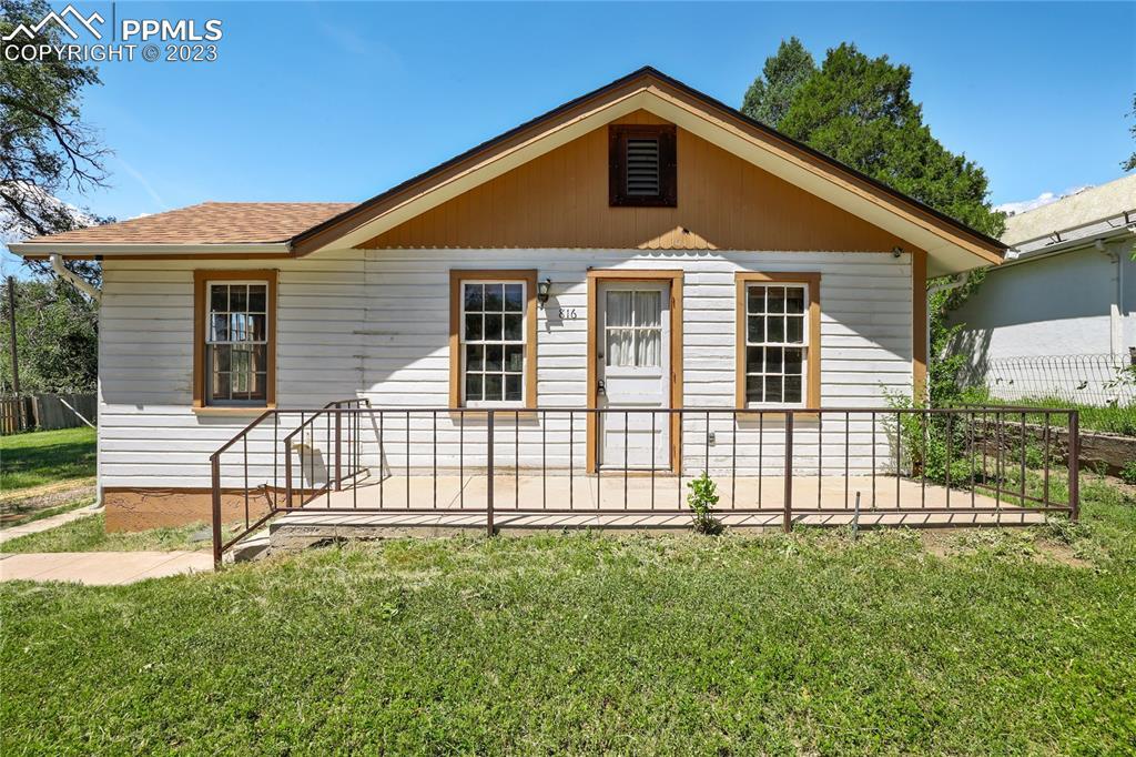 816 Iowa Ave., Colorado Springs, CO 80909