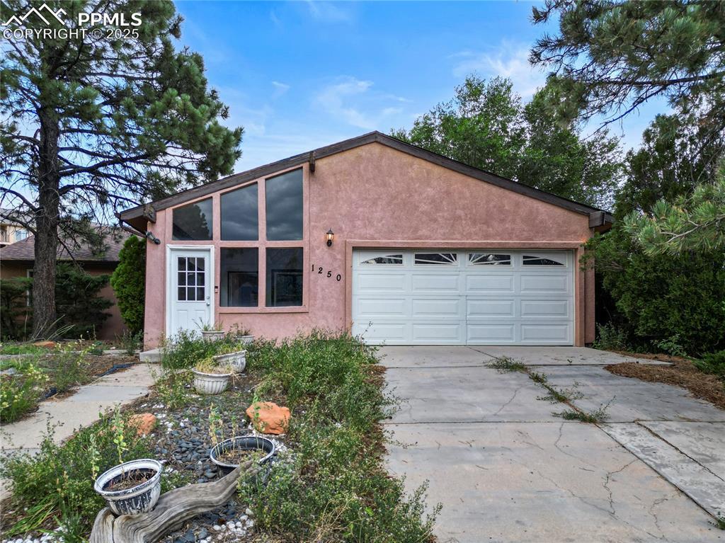 1250 Cheyenne Meadows Rd., Colorado Springs, CO 80906