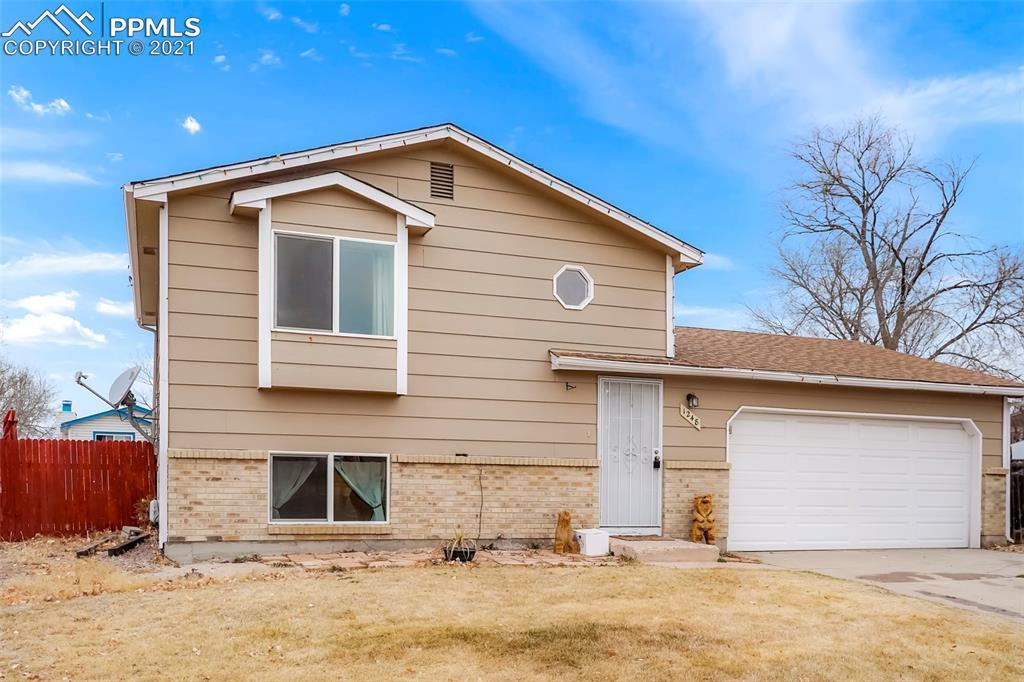 1248 Jet Wing Dr., Colorado Springs, CO 80916