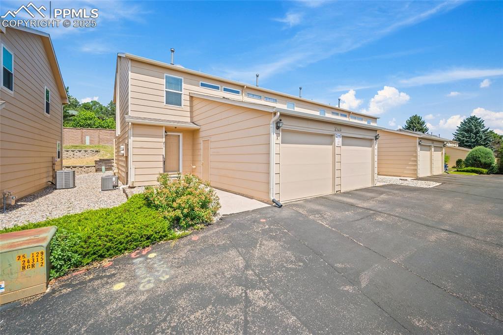2520 Hamlet Ln. #A, Colorado Springs, CO 80918